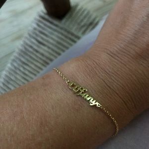 Meet your Posher, Tiffany